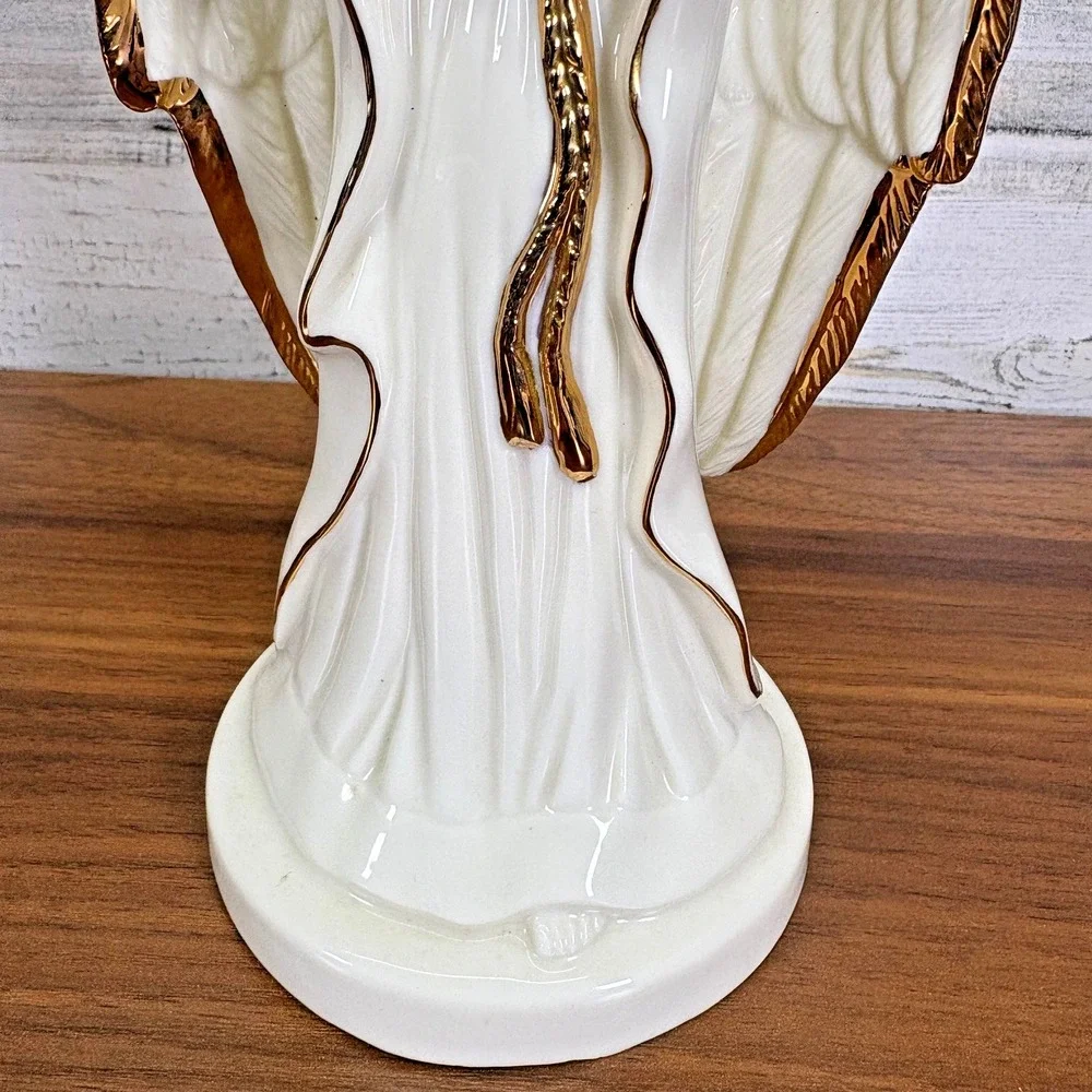 Lefton Christianity Porcelain Shamrock Angel Music Box Amazing Grace 1997‎